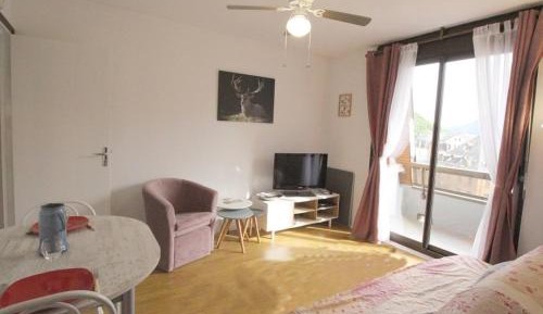 Apartment (4 Adults)