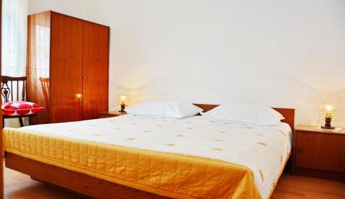 Two-Bedroom Apartment with Terrace and Sea View