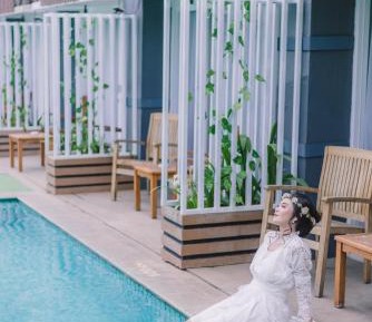 Deluxe Double Room with Pool Access