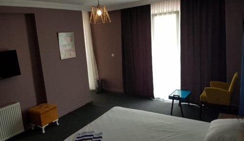 Large Double Room