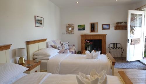 Superior Twin Room with Sea View