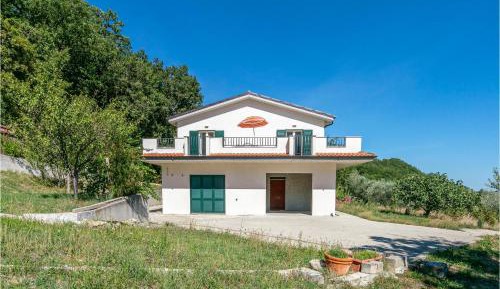 Two-Bedroom Holiday Home