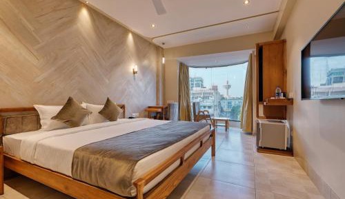 Deluxe Double Room with Balcony