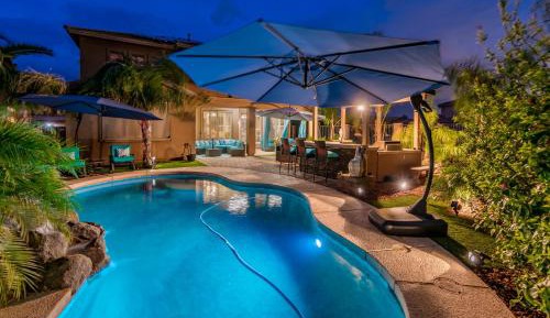 Five Bedroom Holiday Home