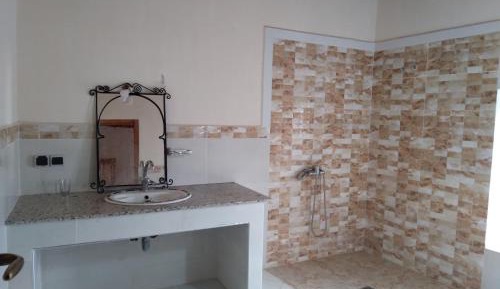 Single Room with Private Bathroom