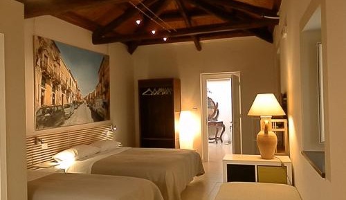  One-Bedroom Apartment with Private Terrace 