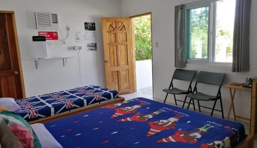 Apartment with Mountain View