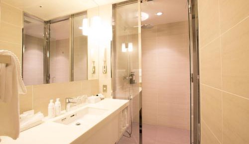 Deluxe Double Room on High Floor - Non-Smoking