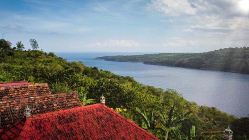 Bungalow with Sea View