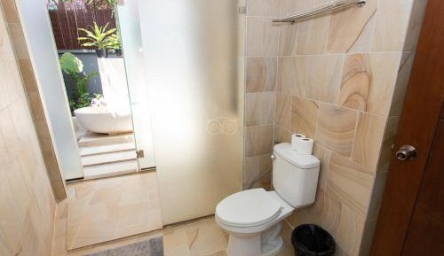 Double or Twin Room with Pool View