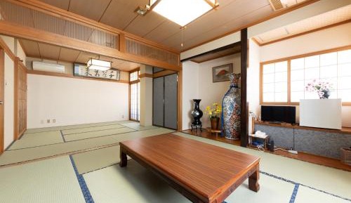 Japanese-Style Room