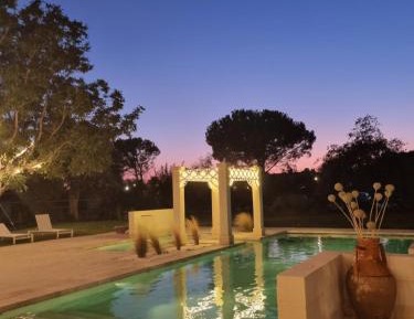 Apartment with Garden View