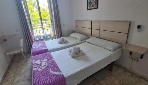 Double or Twin Room with Shared Bathroom and Balcony