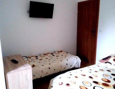 Triple Room with Private Bathroom