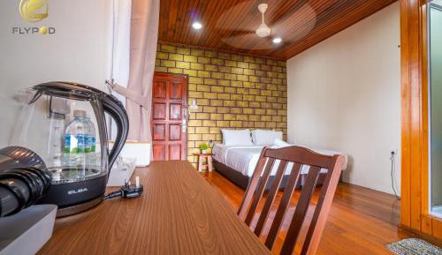 Queen Room with Balcony