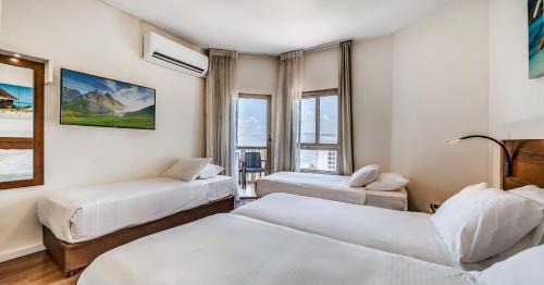 Standard Quadruple Room with Balcony