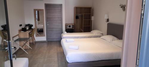 Family Room with Shower