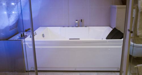 Quadruple Room with Bath