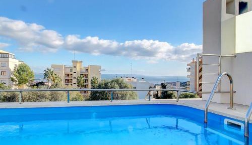 Three-Bedroom Townhouse