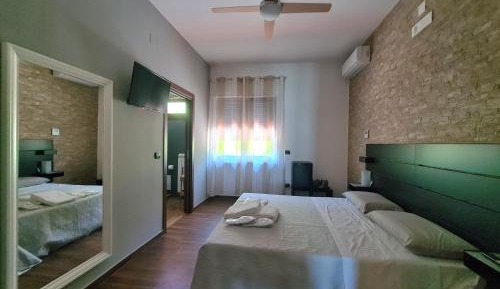 Double Room with Private Bathroom