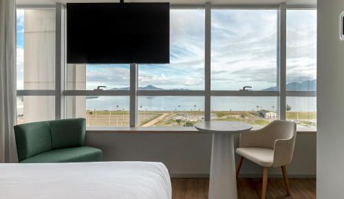 Queen Room with Sea View