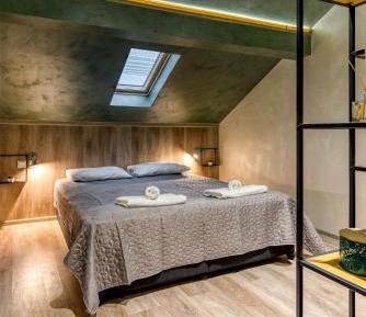 Double or Twin Room with Private Bathroom