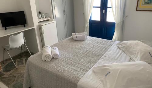 Triple Room with Mountain View