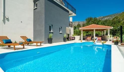 Villa with Private Pool