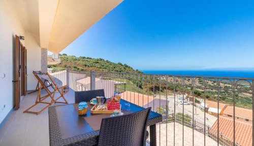 Superior One-Bedroom Apartment