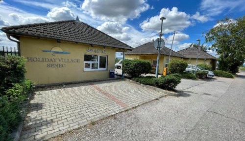 Apartment (4 Adults)