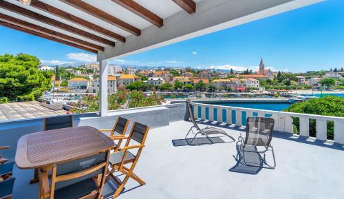 Three-Bedroom Townhouse