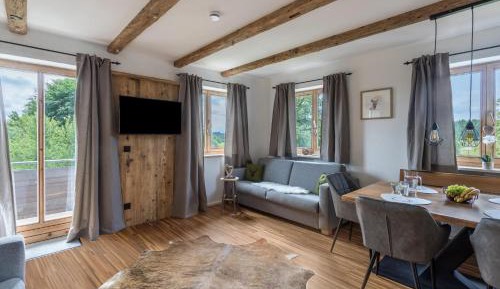 Superior One-Bedroom Apartment with Balcony