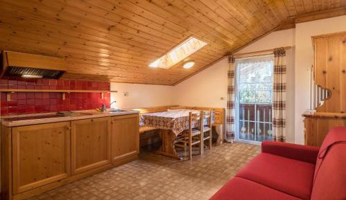 Superior One-Bedroom Apartment with Balcony