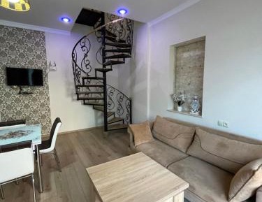 Apartment - Split Level