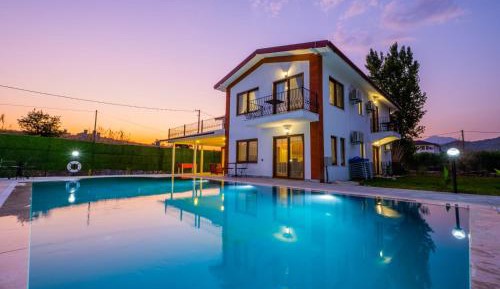 Villa with Private Pool