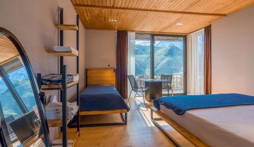 Triple Room with Mountain View