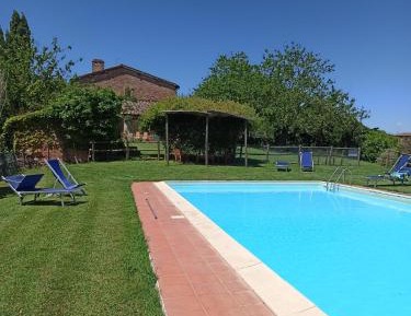 Apartment with Garden View