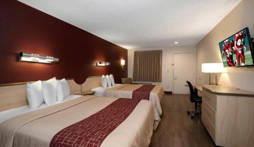 Deluxe Room with Two Queen Beds Non-Smoking