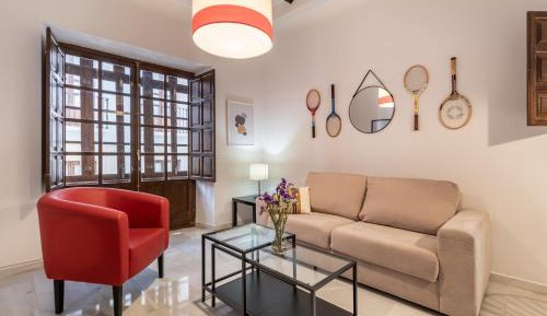 One-Bedroom Apartment with Balcony