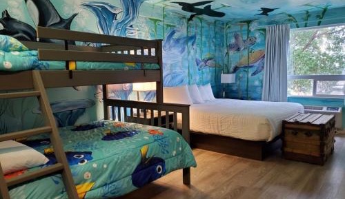 1 King Bed. Under the Sea Theme Room, Non-Smoking