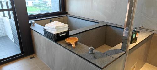 Deluxe Suite with Sea View