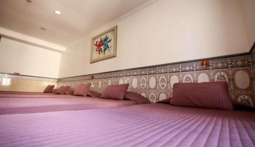 Quintuple Room