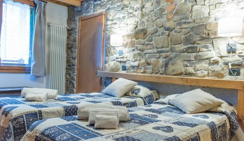 Classic Quadruple Room