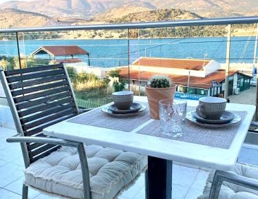 Double Room with Balcony and Sea View