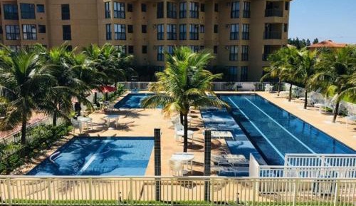 Apartment with Pool View 