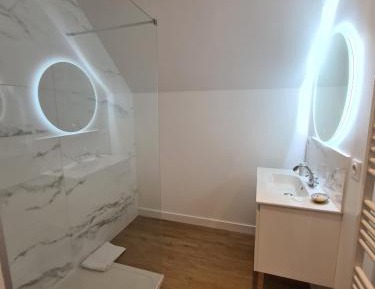 Queen Room with Garden View