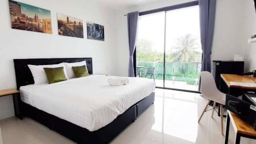 King Room with Balcony