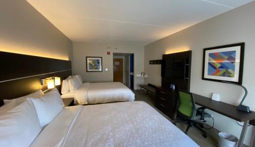 Standard Room with Two Queen Beds