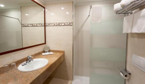 Studio with Sea View (2 Adults)