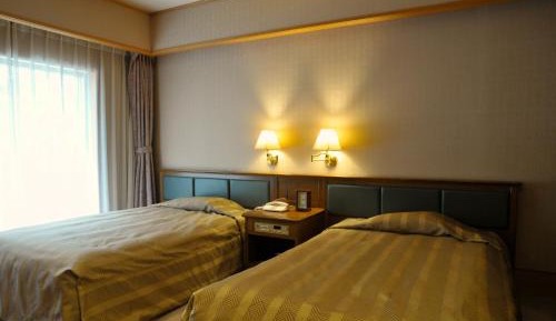 Royal Suite with River View - Top Floor - Non-Smoking